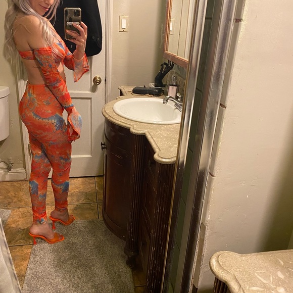 The Rxch Orange O bodysuit - Picture 3 of 8